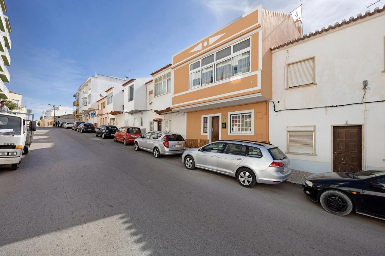 Villa My Friendly House Lagos Esterno foto